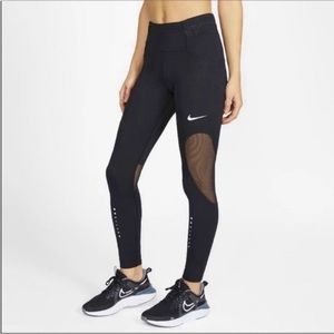 NEW Nike Women's Icon Clash Speed Running Performance Tights Leggings Small